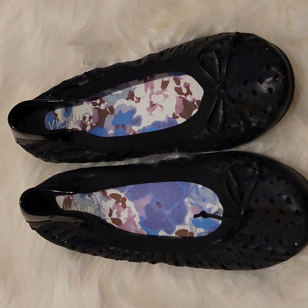 Vionic Shoes - image 1